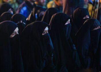 مسلم خواتین کو ان کے حقوق سے محروم نہ کیجئے