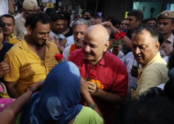 ’’جب تک ’آپ‘ کی سرکار ہے، کسی کو بے گھر نہیں ہونے دیا جائے گا‘‘