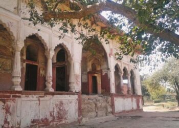 شالیمار باغ میں واقع شیش محل کی تجدید اور مرمت کا آغاز، سیاحوں کو متوجہ کرنے کی کوشش