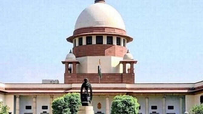 سپریم کورٹ: بلقیس بانو مجرمین کی رہائی پرعدالت کے تبصرہ پر نظر ثانی کی عرضی خارج