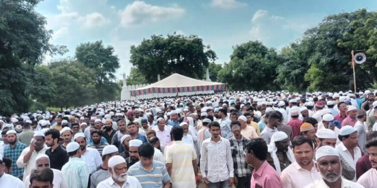 خوفناک سڑک حادثہ، ایک ہی خاندان کے 5 افراد جاں بحق