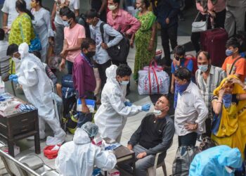 India registers 12,194 new Covid-19 cases, Tally overtakes 10.9 million